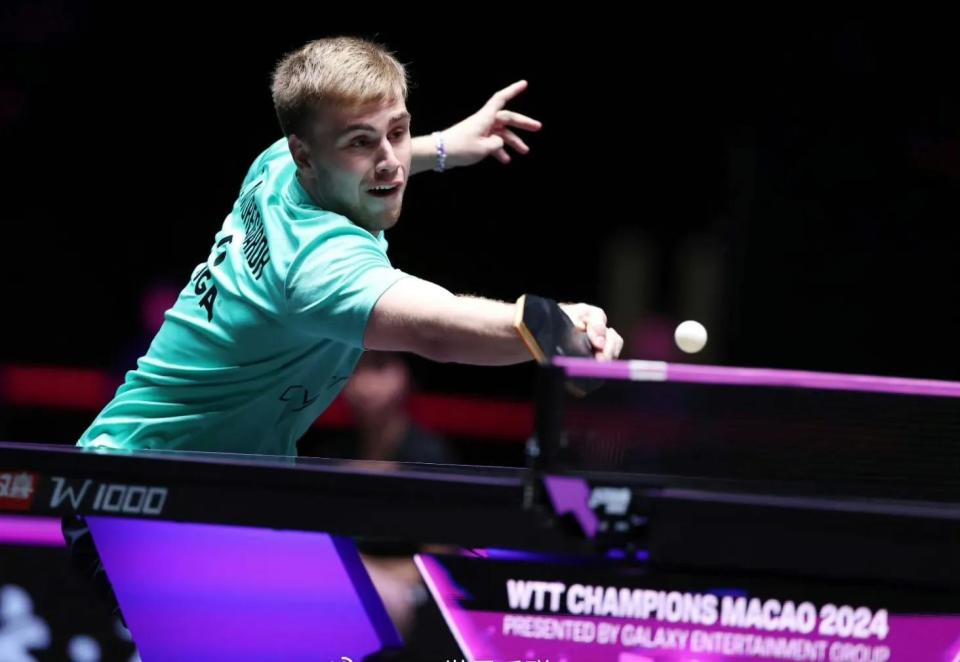 现代魅力的 现代魅力的