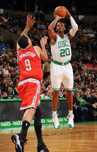 社交媒体上 社交媒体上