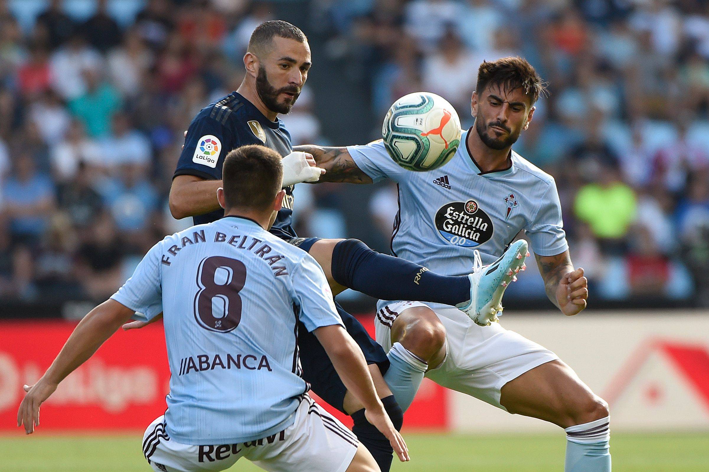 他会和朋友 他会和朋友