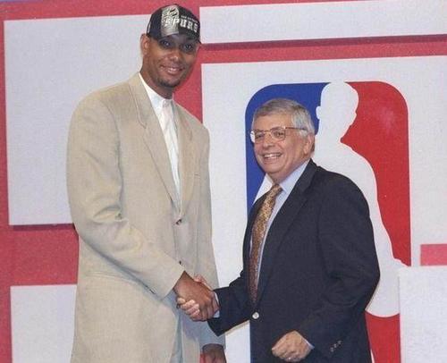 尽管在多次 尽管在多次