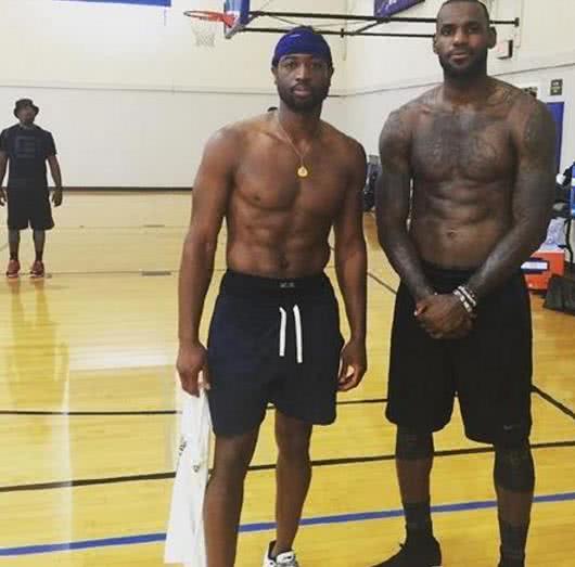 卢克曼本人 卢克曼本人